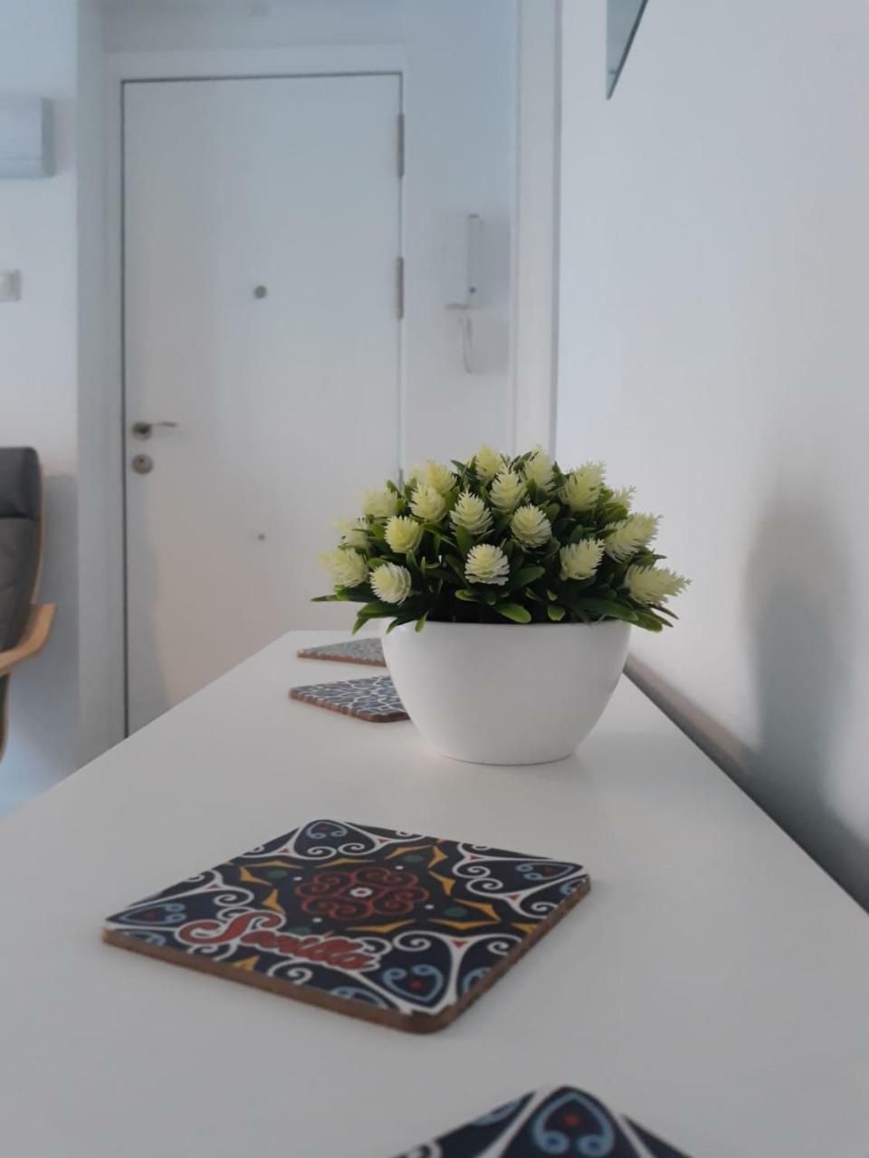 Apartamento Santa Justa Севілья Екстер'єр фото